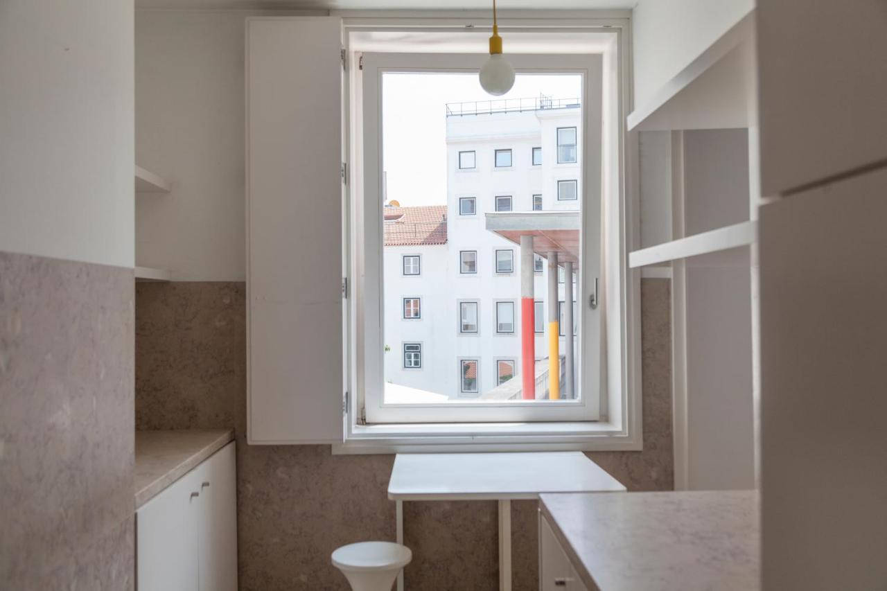 Classy 2Bdr Apartment In Downtown By Lovelystay Lisboa Exterior foto