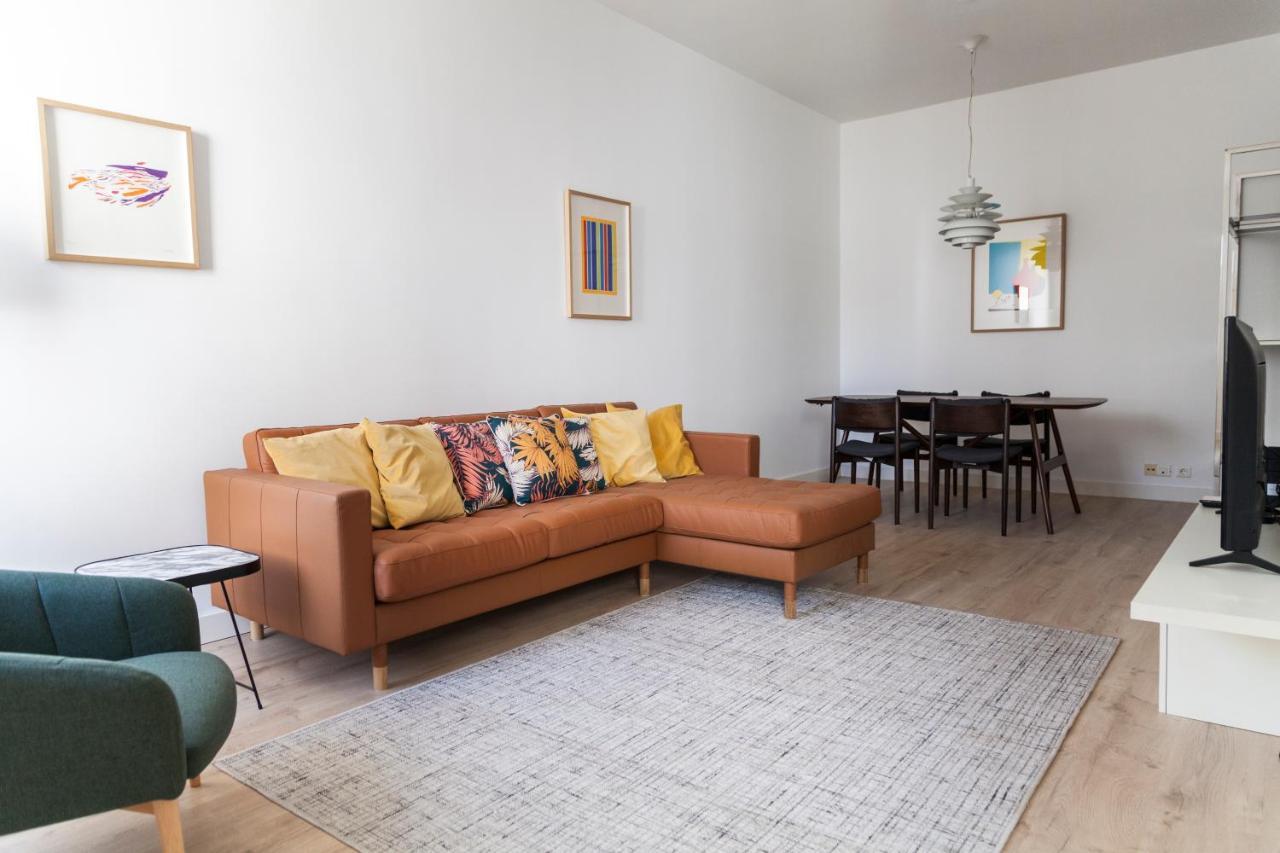 Classy 2Bdr Apartment In Downtown By Lovelystay Lisboa Exterior foto
